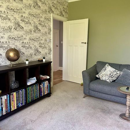 Lovely, Large Double Bedroom With Park View In Home Hazel Grove Zewnętrze zdjęcie